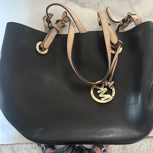 Black Micheal kors tote bag